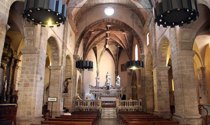 Chiesa di San Francesco, interno