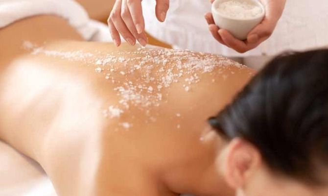 Scrub corpo al sale