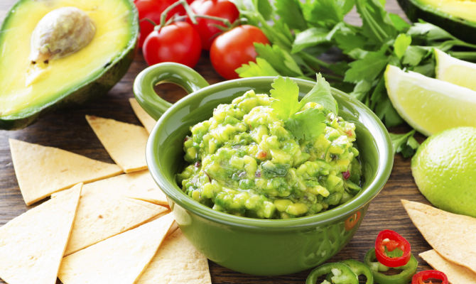 salsa messicana a base di avocado<br>