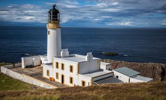 Scozia, in fuga dalle feste sul faro di Ruabh Reidh 