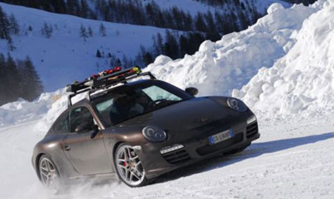 Prosche su pista da sci