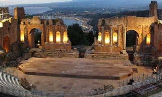 Taormina. Il giardino fiorito