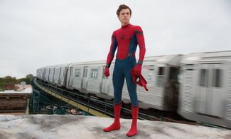 Spider-Man finisce nel Queens il lungo viaggio