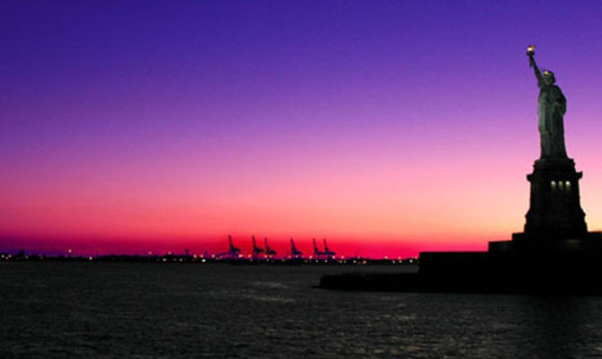 Tramonto sulla Statua della LibertÃ 
