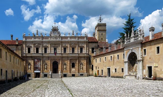 Certosa di San Lorenzo a Padula - Chiesa - Convento