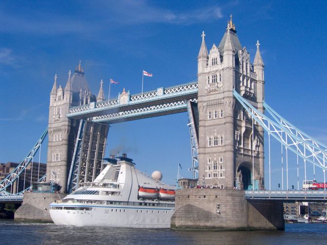 Tower Bridge