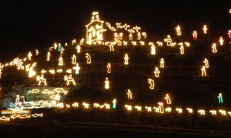 Cinque Terre: il presepe luminoso più grande del mondo 