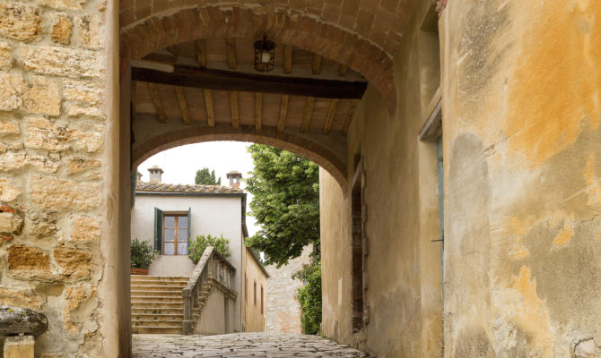 Lucignano, Toscana medievale