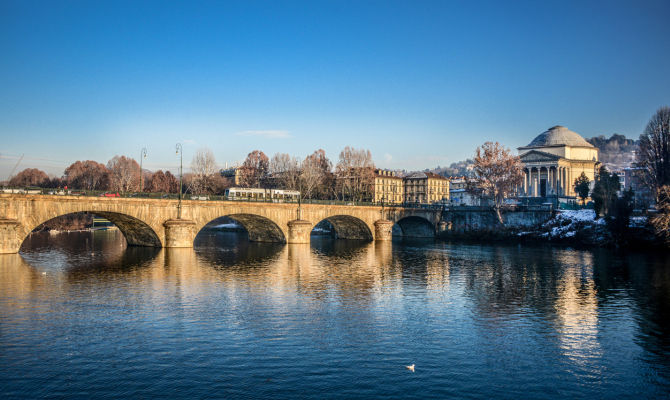 fiume po torino 