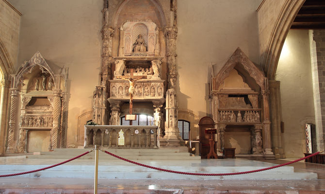 Chiesa di Santa Chiara Napoli | Foto: marcovarro / Shutterstock.com