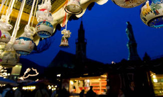 Bolzano addobbi per l&#39;albero di Natale