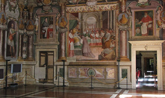 Viterbo, sala del Palazzo dei Priori