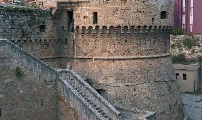 Brindisi, Castello Svevo