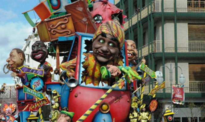 Carro al Carnevale di Putignano