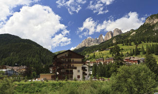 Il benessere fra i panorami più belli della Val di Fassa