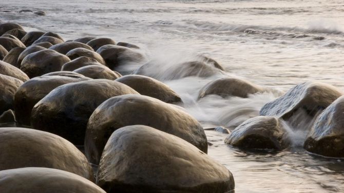 Bowling Ball Beach