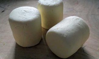 Agrì di Valtorta: tradizione casearia a forma di cilindro