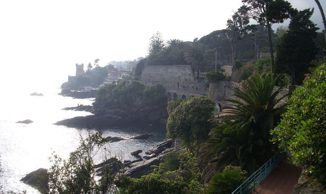 Genova, Passeggiata Anita Garibaldi