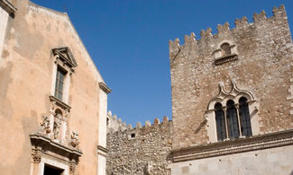 Taormina, i segreti di Palazzo Corvaja
