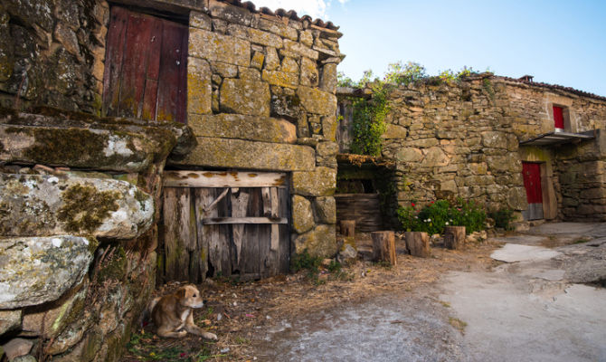 I Borghi Fantasma Che Si Possono Acquistare