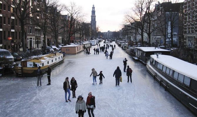 I canali ghiacciati di Amsterdam