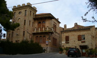 torre di palme marche rocca borgo