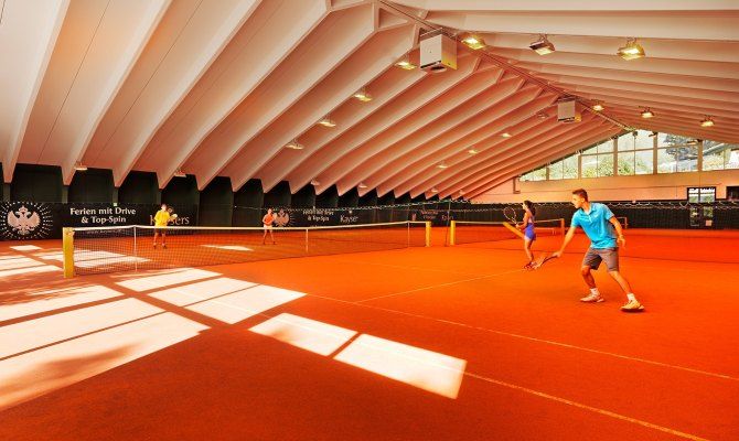 Tennis in Tirolo, campi al chiuso per giocare in inverno