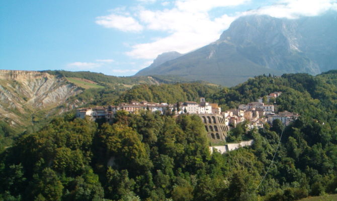 castelli borgo teramo gran sasso abruzzo