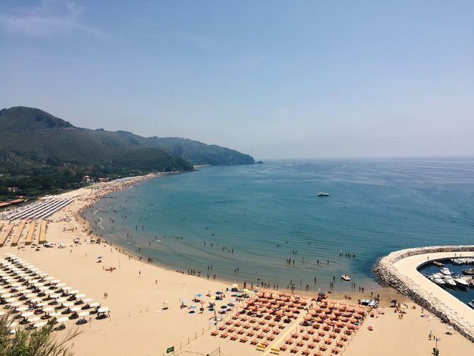 12. Spiaggia dell'Angolo