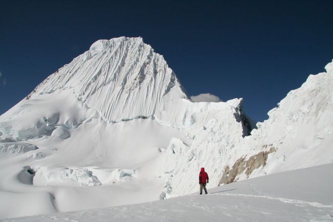 Alpamayo, Peru