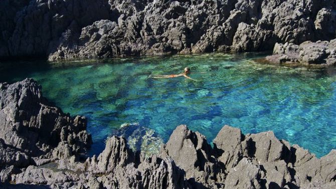 mare cristallino isola di san pietro