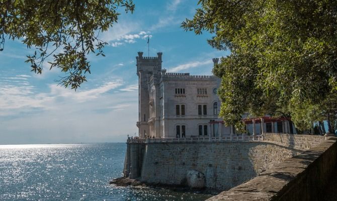 Miramare castello Trieste