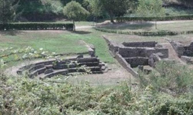 Sarno, particolare del Teatro ellenistico romano