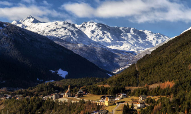 valtellina, montagna lombardia, bormio, lombardia<br>