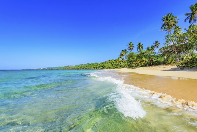 Kikaua Point Beach