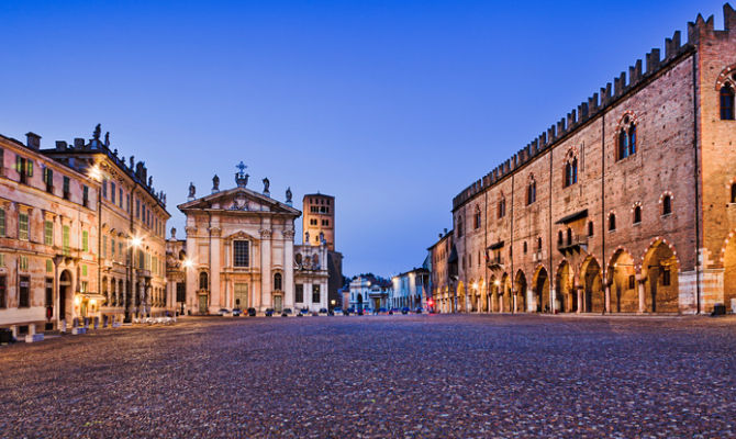 Scorcio di Piazza Sordello