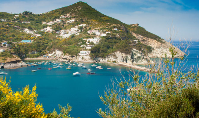 Vista sull'Isola di Ponza