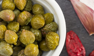 Sardegna, i deliziosi capperi di Selargius