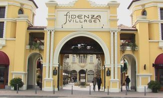 A Fidenza l'outlet con lo stile di Verdi