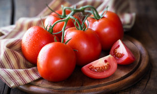 Salento, i pomodori con la corona