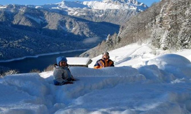 Carnia Lago di Sauris con la neve