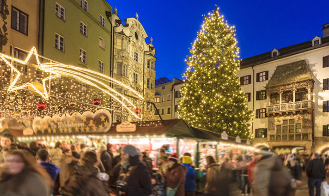 Mercatini Di Natale Innsbruck.Div Innsbruck In Festa I Suggestivi Mercatini Di Natale Div