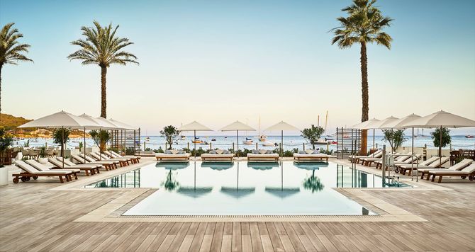 Nobu Hotel