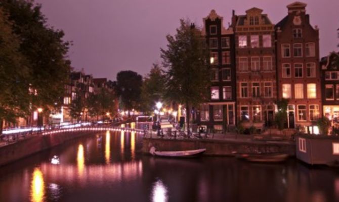Amsterdam canali di notte