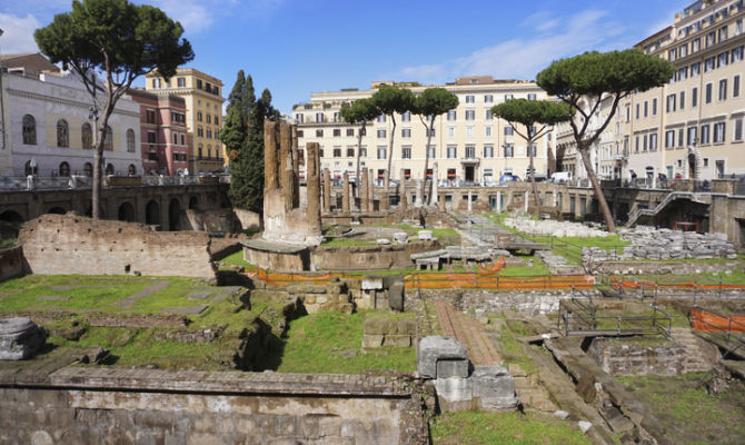 Area Sacra Torre Argentina