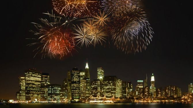 Fuochi d&amp;#39;artificio su Manhattan