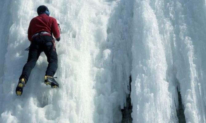 Arrampicata sul ghiaccio