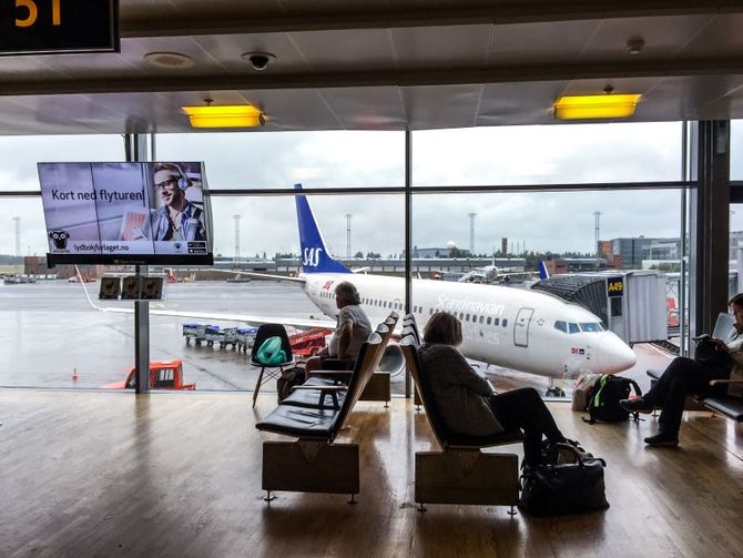8 Scandinavian Airlines