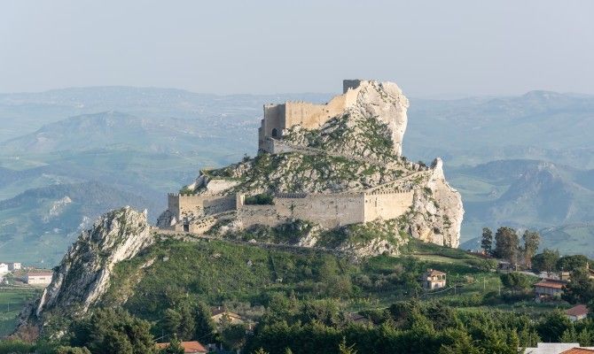 Castello Manfredonico