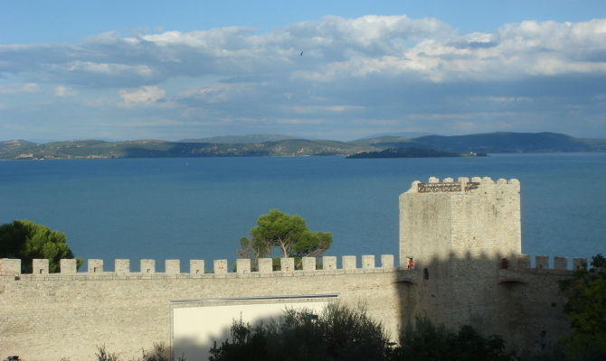 castiglione del lago rocca umbria trasimeno castello